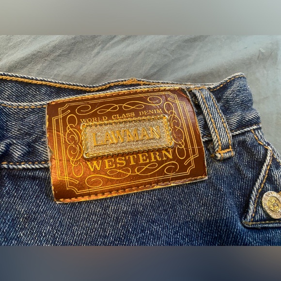 Lawman Shorts - Picture 4 of 7